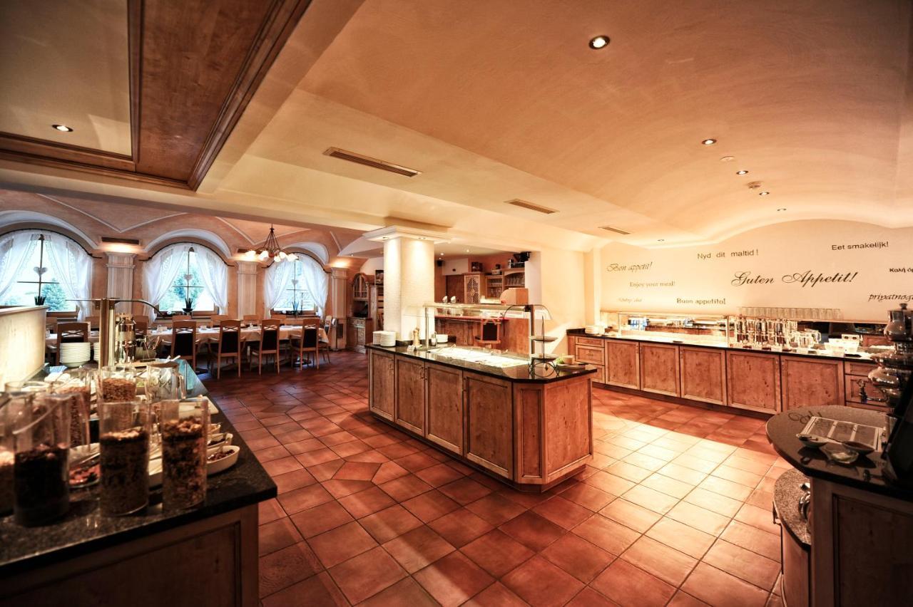 Hotel Arnika Ischgl Ngoại thất bức ảnh
