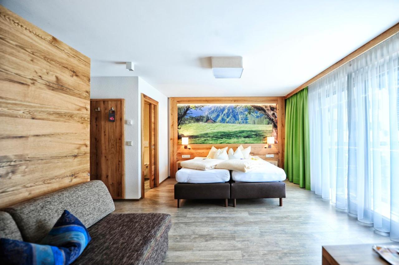 Hotel Arnika Ischgl Ngoại thất bức ảnh