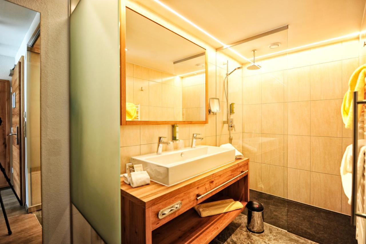 Hotel Arnika Ischgl Ngoại thất bức ảnh