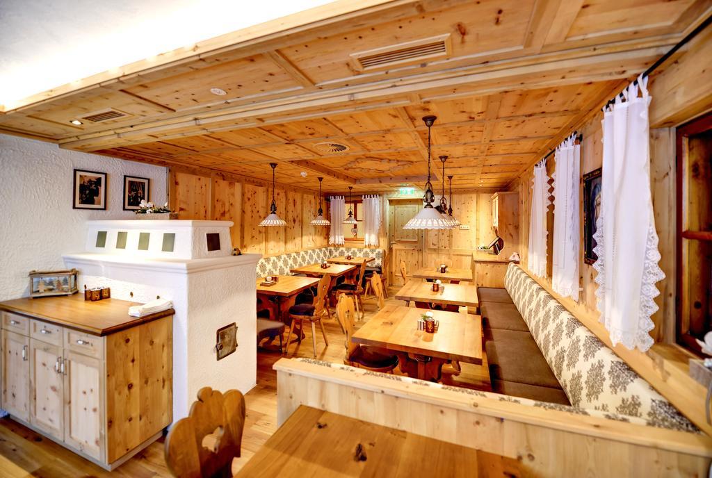 Hotel Arnika Ischgl Ngoại thất bức ảnh