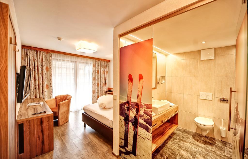 Hotel Arnika Ischgl Ngoại thất bức ảnh
