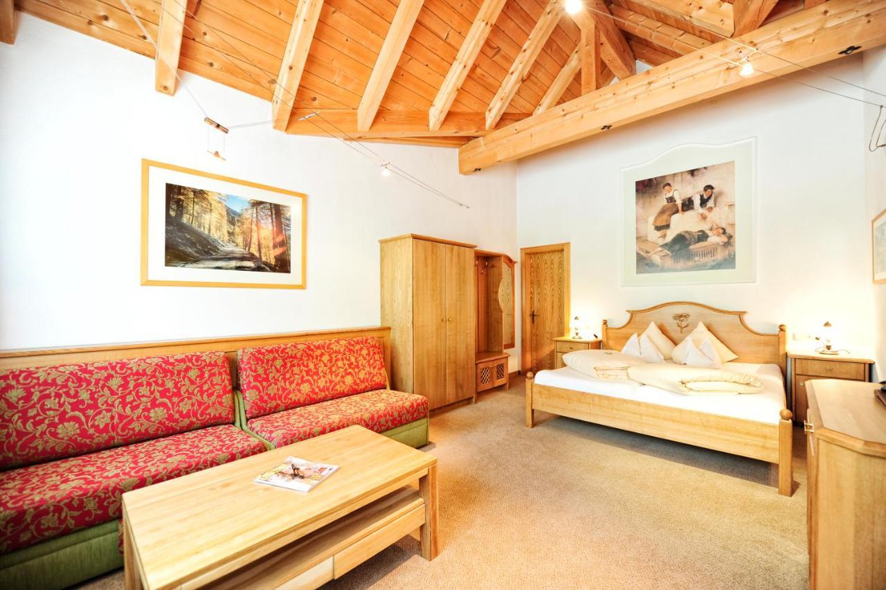 Hotel Arnika Ischgl Ngoại thất bức ảnh